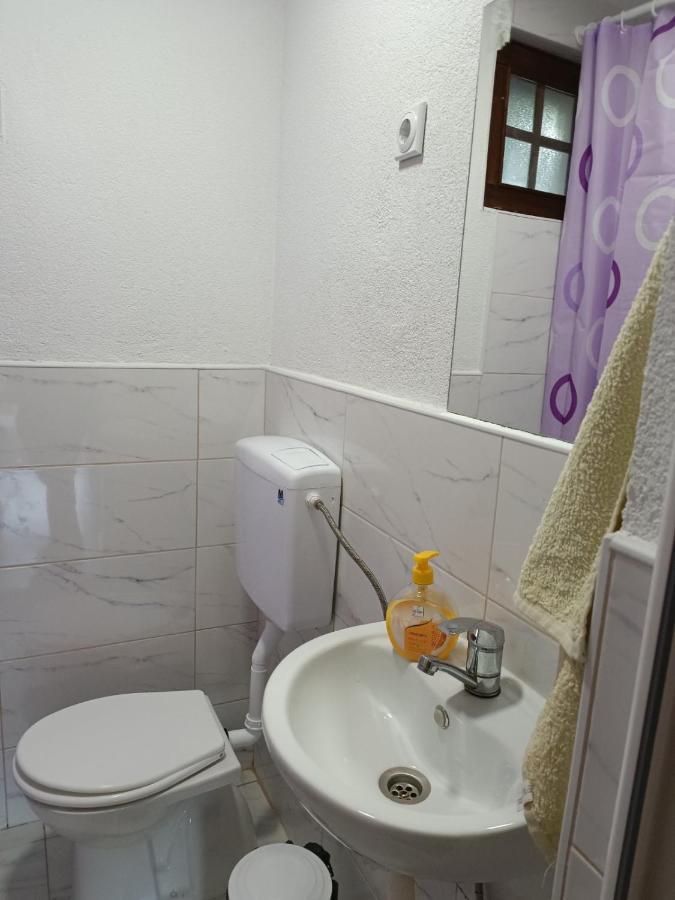 Vila Nika 韦莱斯 外观 照片